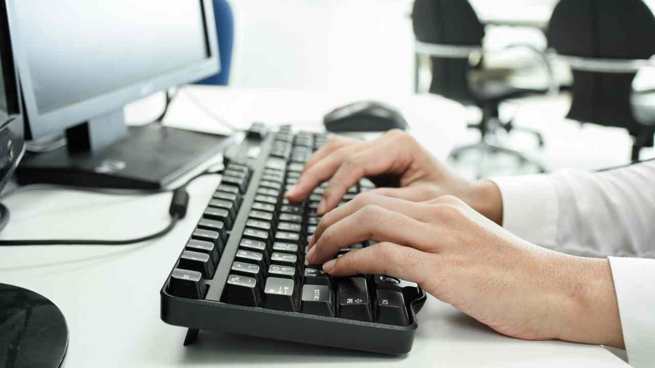 Why Mechanical Keyboards Are Better For Typing